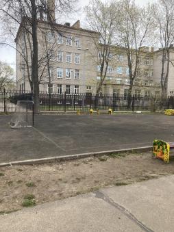 Спортивная площадка